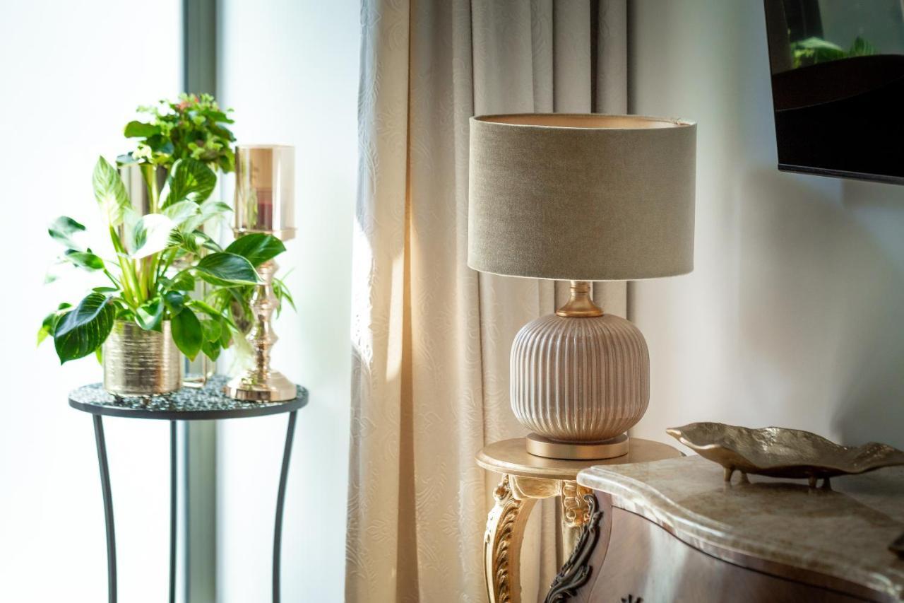 Apartament Wenecja Romantyczna - Mlyn Maria - Art Apartments Breslavia Esterno foto